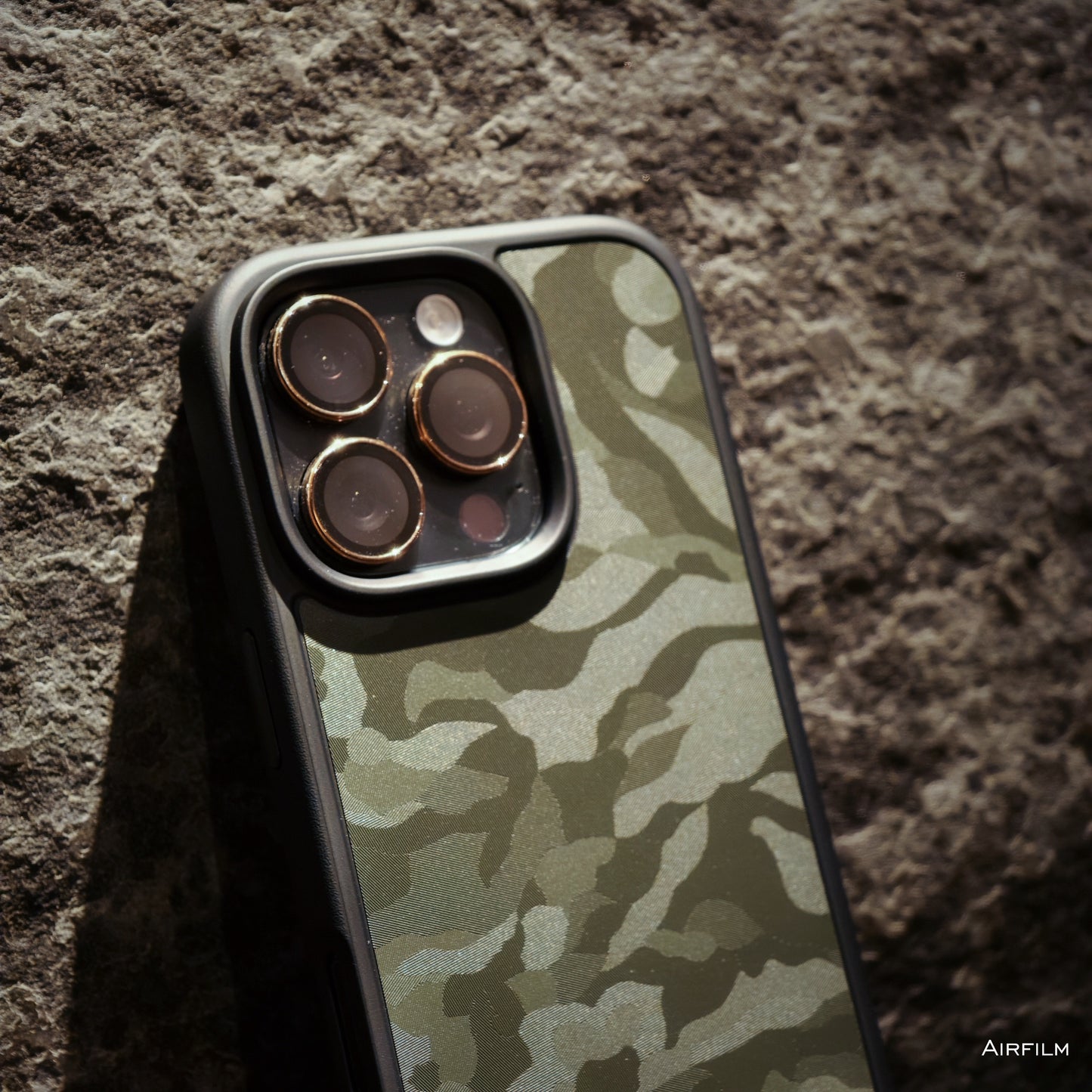 Defender Case - Green Camouflage 軍綠迷彩